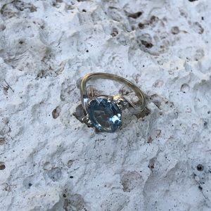 10kt white gold aqua and white stones